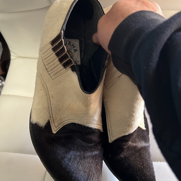 Vintage cowhide shoe boots does have heel wear but overall very good condition - Picture 6 of 11